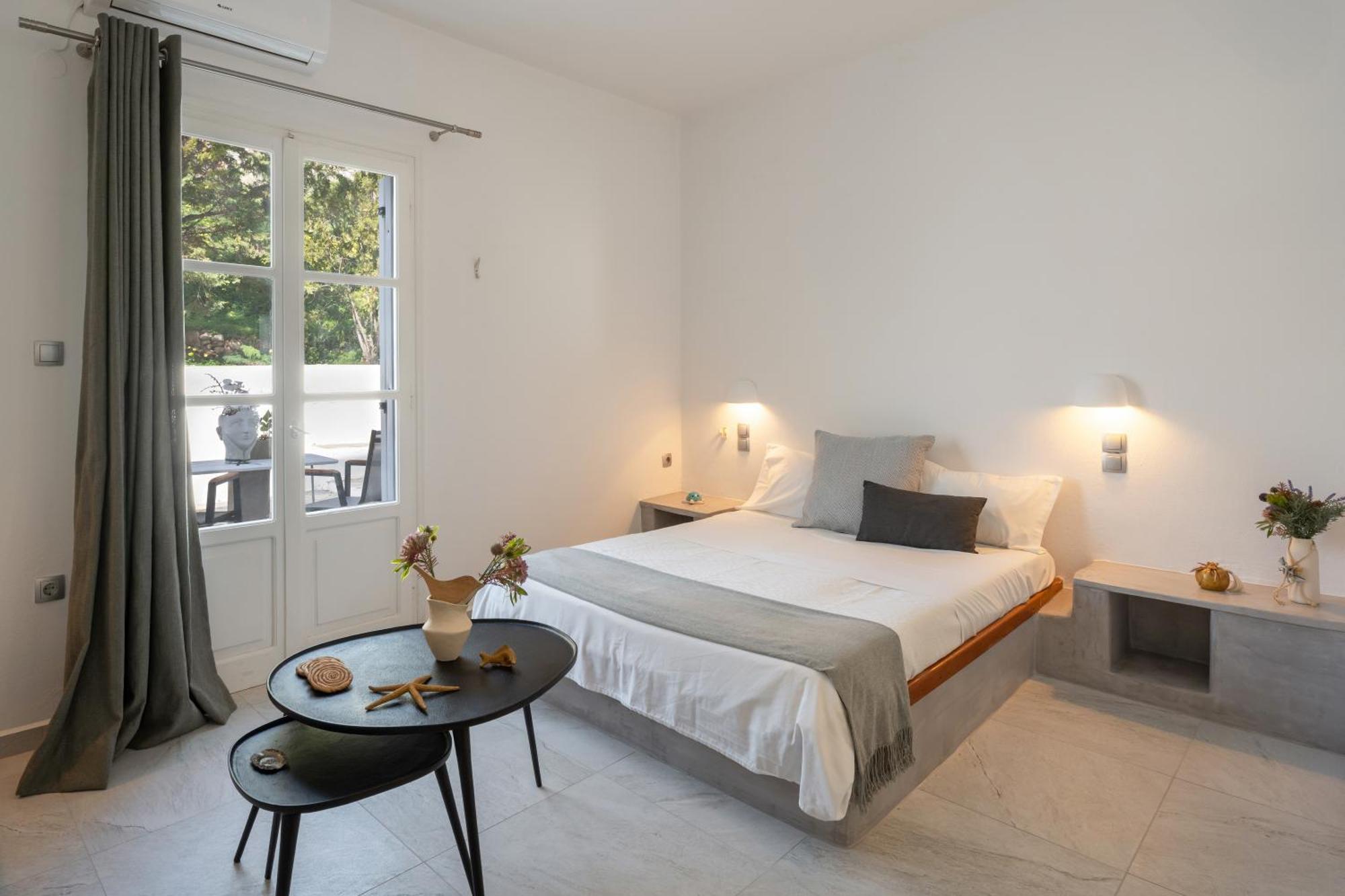 Irini's Poiema Apartment Lefkes (Paros)